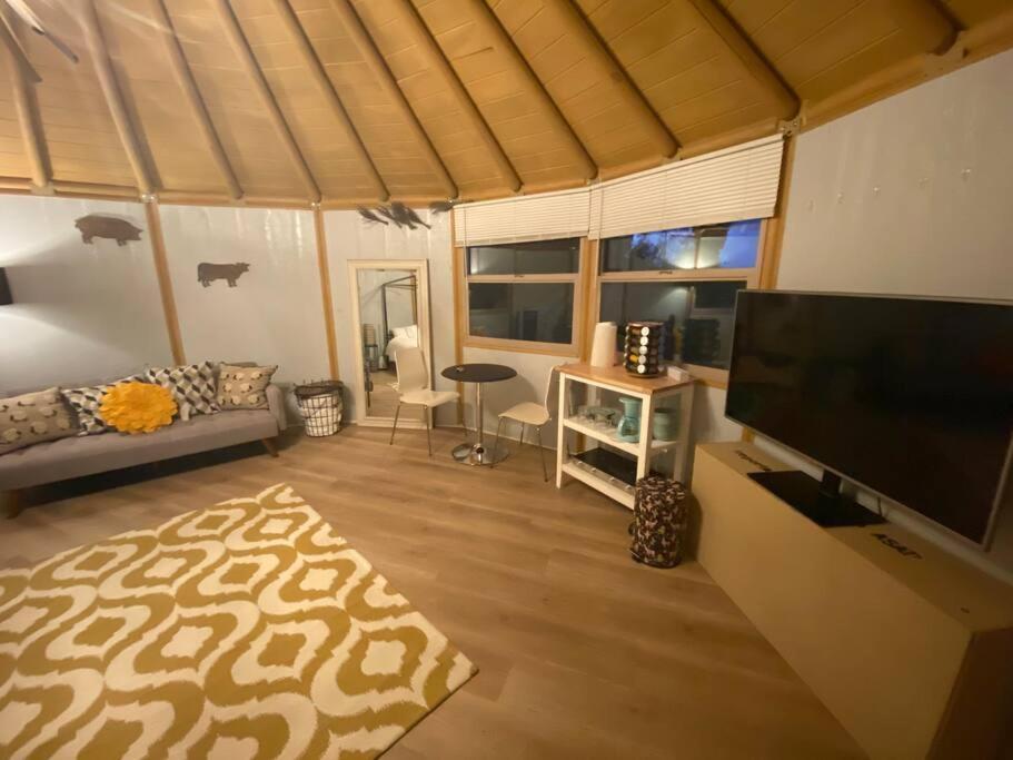 Valley Center Glamping-Sky Dome Yurt-Tiny House-2 By Lavenders Fieldヴィラ エクステリア 写真